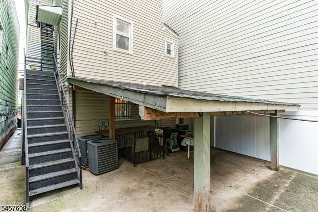 321 Ferry St, Newark City, NJ 07105