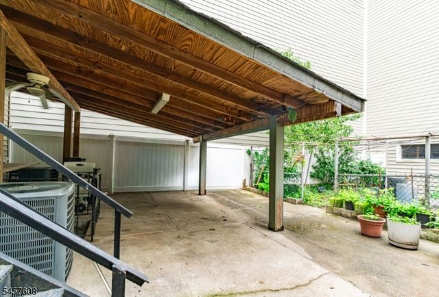 321 Ferry St, Newark City, NJ 07105