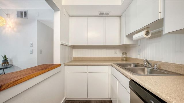 631 N ORANGE AVENUE 108, Sarasota, FL 34236