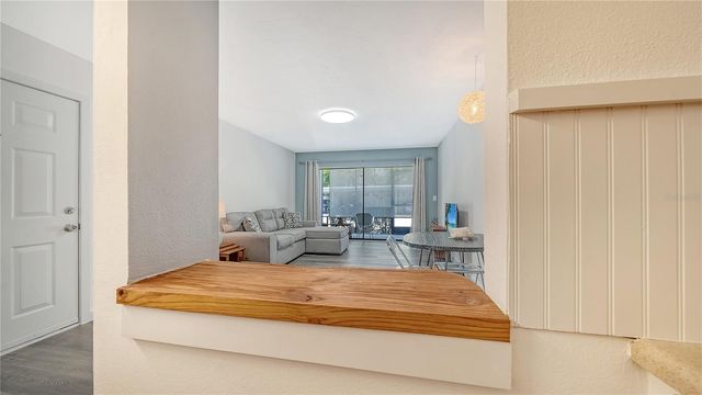 631 N ORANGE AVENUE 108, Sarasota, FL 34236