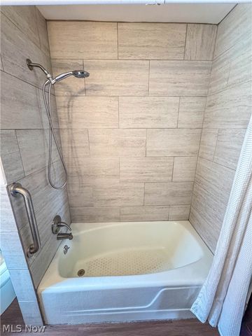 70 Morris Avenue, Girard, OH 44420