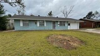 804 N 7Th Street, Rogers, AR 72756
