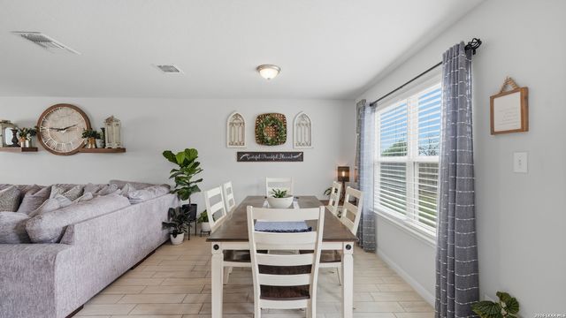 334 Mar Hill, Seguin, TX 78155