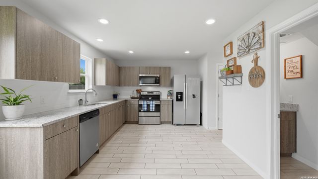 334 Mar Hill, Seguin, TX 78155