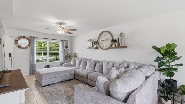 334 Mar Hill, Seguin, TX 78155