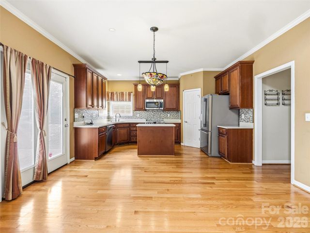 6 Dansford Lane, Arden, NC 28704