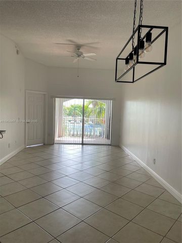 9640 NW 2nd St 5-305, Pembroke Pines, FL 33024