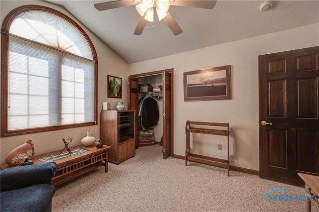 1633 Grand Bay Drive, Oregon, OH 43616