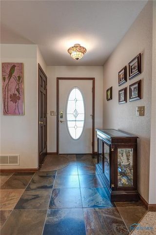 1633 Grand Bay Drive, Oregon, OH 43616