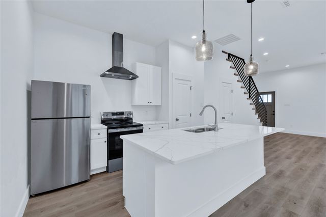 2842 S Marsalis Avenue, Dallas, TX 75216