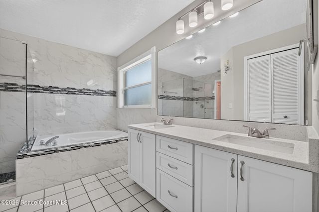 1969 Fabien Circle, Melbourne, FL 32940