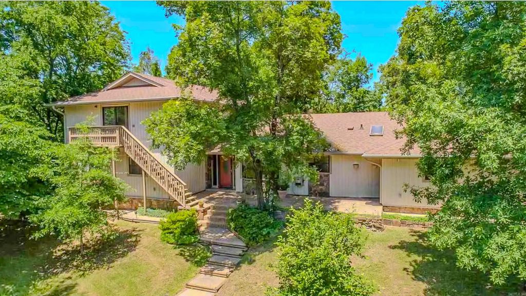 1118 E Carmichael Rd, Cabot, AR 72023