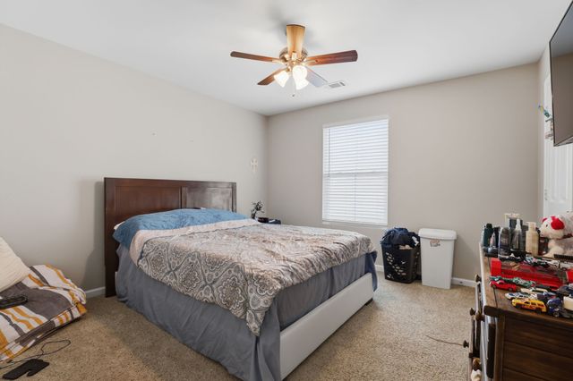 3047 Morning Mist Ct, Murfreesboro, TN 37128