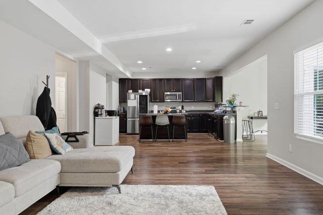 3047 Morning Mist Ct, Murfreesboro, TN 37128