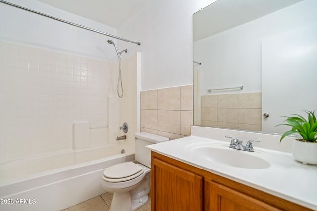 11255 W ROMA Avenue, Phoenix, AZ 85037