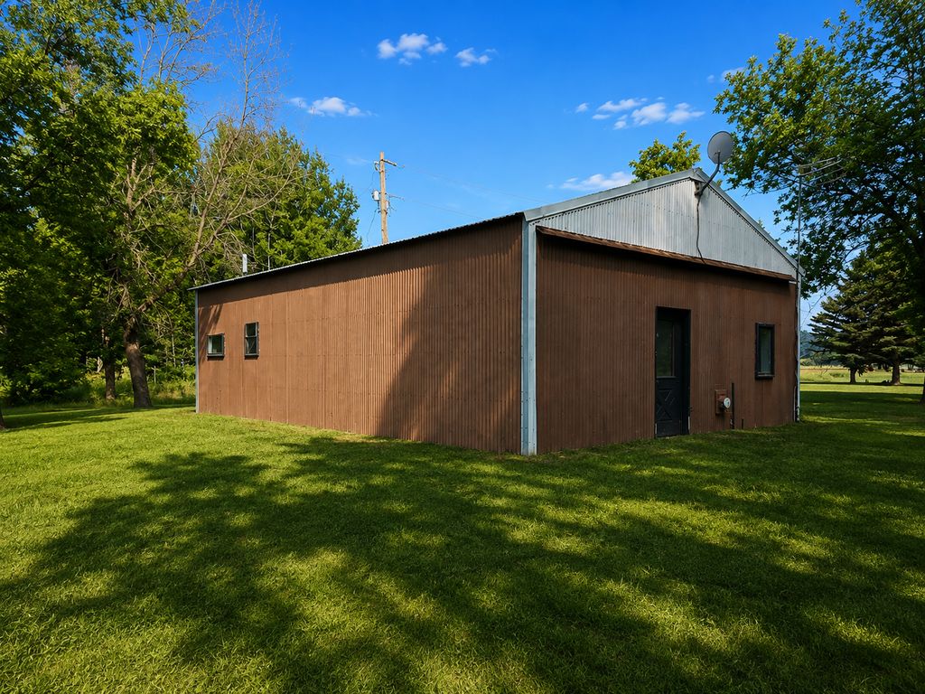 8996 Saint Croix Trail, North Branch, MN 55056 — photo 4