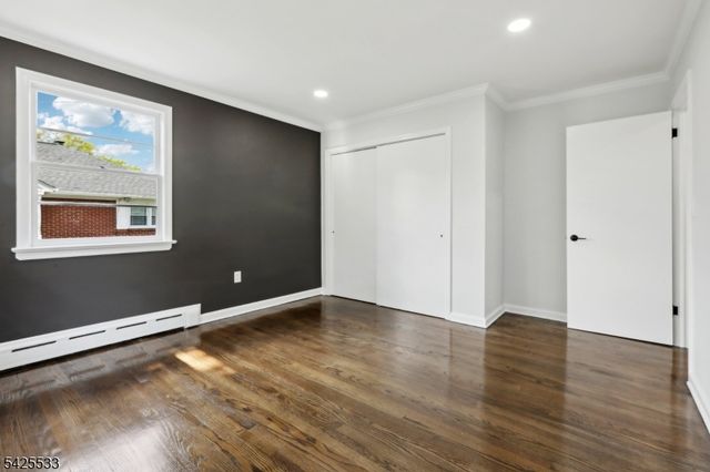 8 Oak St, Netcong Boro, NJ 07857