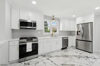 8 Oak St, Netcong Boro, NJ 07857