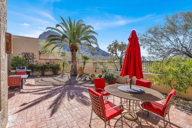 1216 E Camino Diestro, Oro Valley, AZ 85704