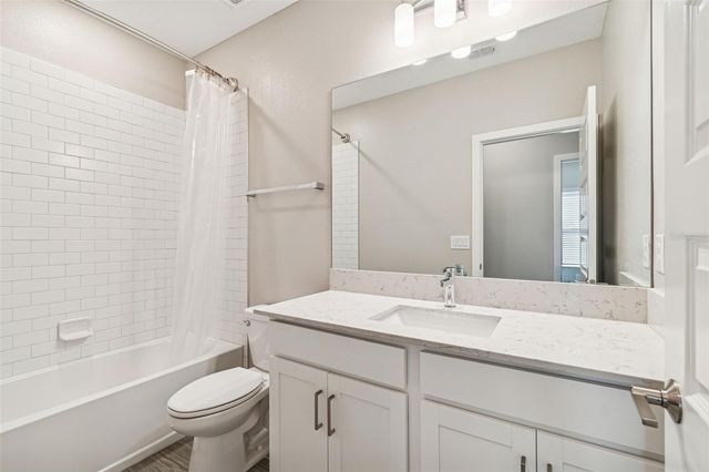 7608 S JUANITA STREET, Tampa, FL 33616