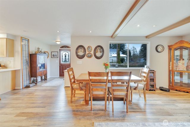 34810 257th Avenue SE, Black Diamond, WA 98010