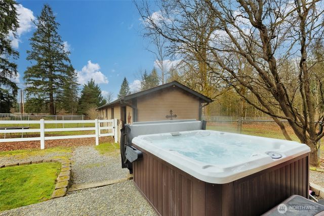 34810 257th Avenue SE, Black Diamond, WA 98010