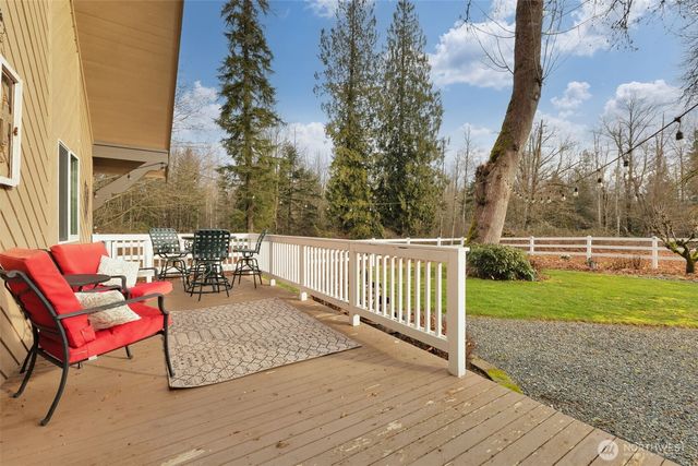 34810 257th Avenue SE, Black Diamond, WA 98010