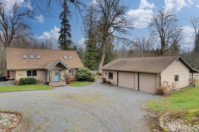 34810 257th Avenue SE, Black Diamond, WA 98010