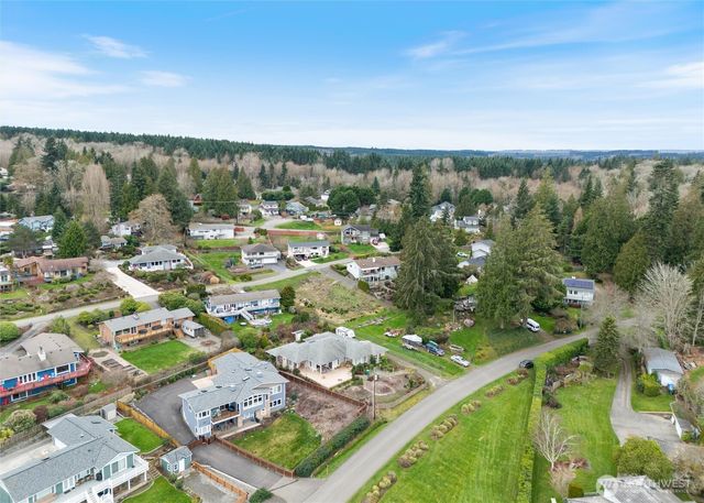 24700 Taree Boulevard NE, Kingston, WA 98346