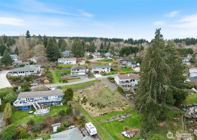 24700 Taree Boulevard NE, Kingston, WA 98346