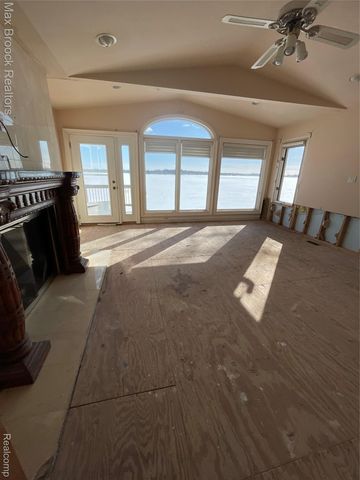 3717 Lake Front Street, Waterford Charter Township, MI 48328