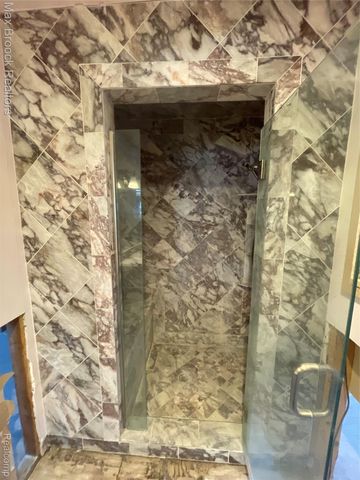 3717 Lake Front Street, Waterford Charter Township, MI 48328