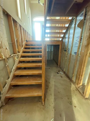 3717 Lake Front Street, Waterford Charter Township, MI 48328