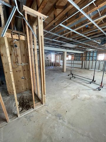 3717 Lake Front Street, Waterford Charter Township, MI 48328