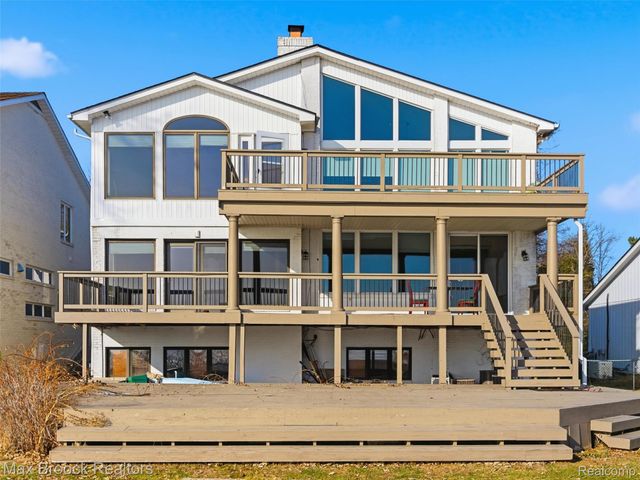 3717 Lake Front Street, Waterford Charter Township, MI 48328