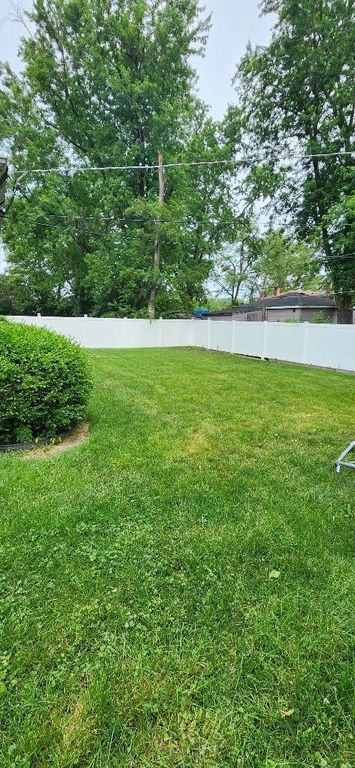 17107 Whitman Avenue, Hazel Crest, IL 60429 — photo 3