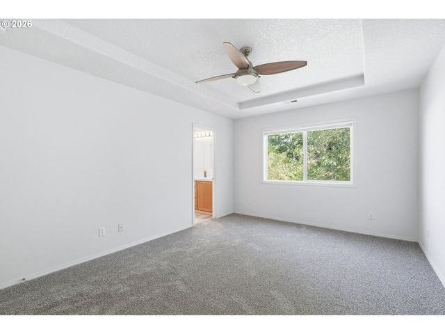 6480 Nw SHELSAM Ter, Portland, OR 97229