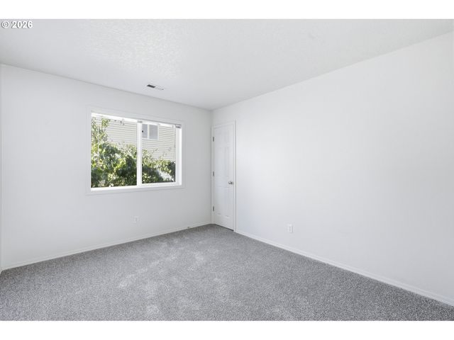 6480 Nw SHELSAM Ter, Portland, OR 97229