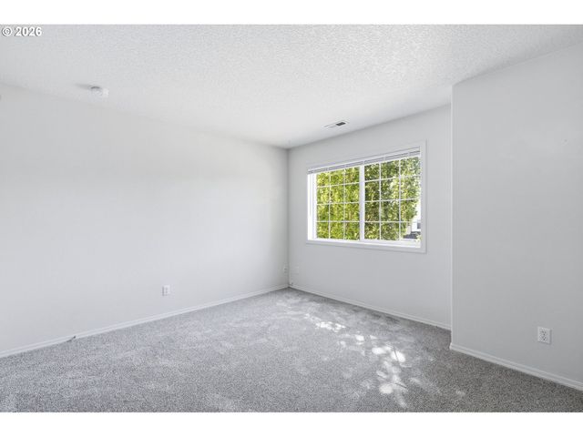 6480 Nw SHELSAM Ter, Portland, OR 97229