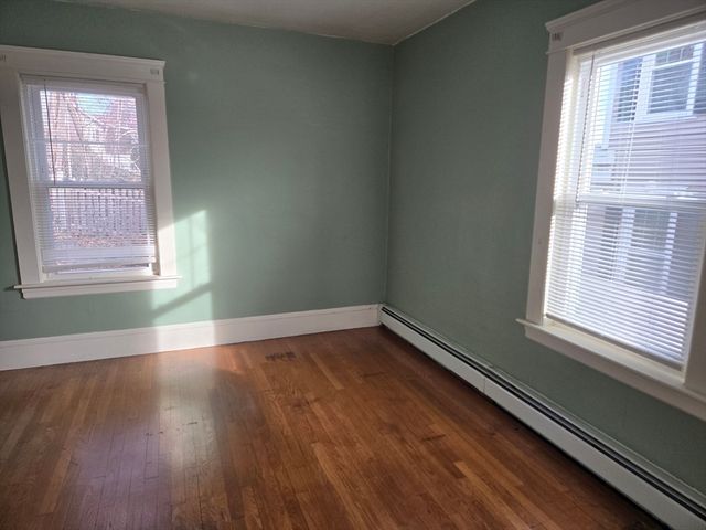 7 Canal St, Millbury, MA 01527