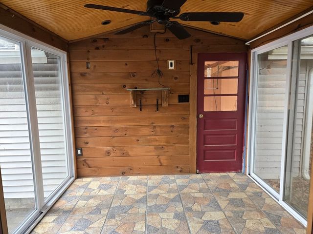 7 Canal St, Millbury, MA 01527