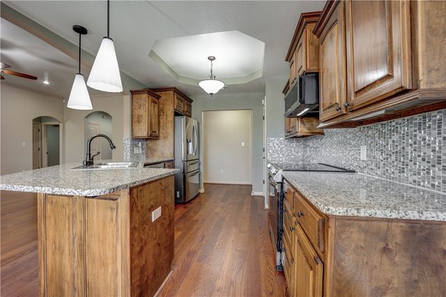 1514 Saratoga Drive, Van Buren, AR 72956