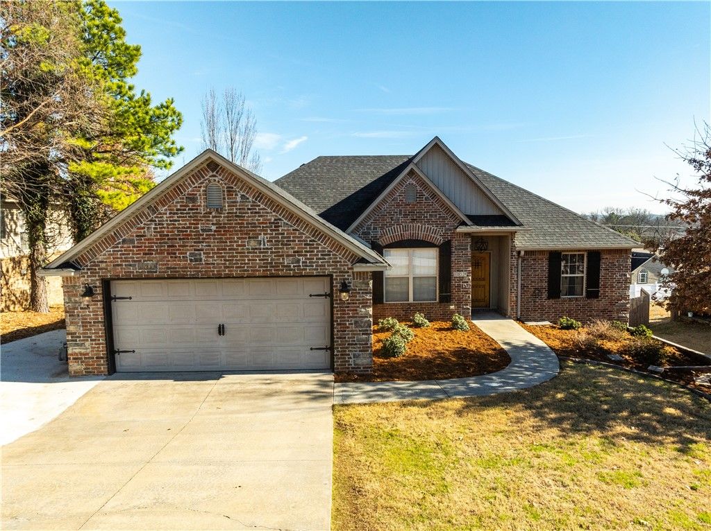 1514 Saratoga Drive, Van Buren, AR 72956
