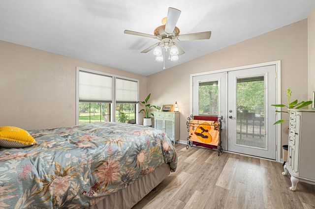 203 Chipmunk Trail, Shepherd, TX 77371