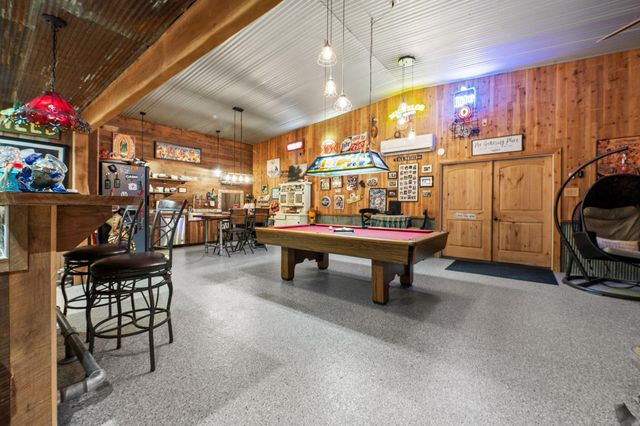 203 Chipmunk Trail, Shepherd, TX 77371