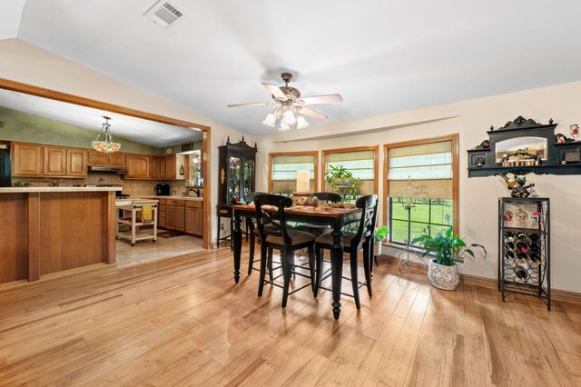 203 Chipmunk Trail, Shepherd, TX 77371