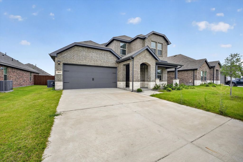 211 Marcell Lane, Caddo Mills, TX 75135