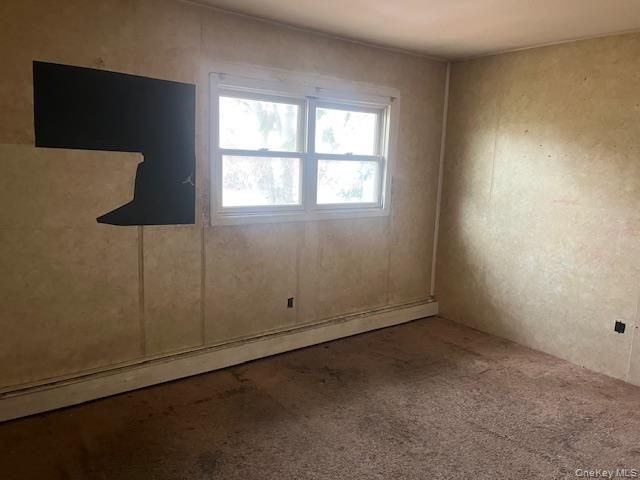 981 Connetquot Avenue, Central Islip, NY 11722