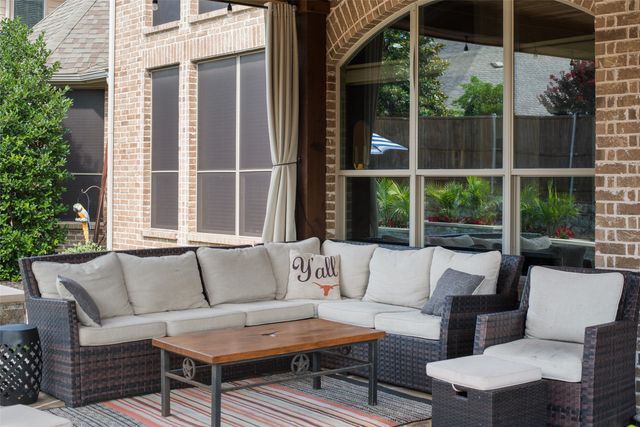 124 Crestbrook Drive, Rockwall, TX 75087
