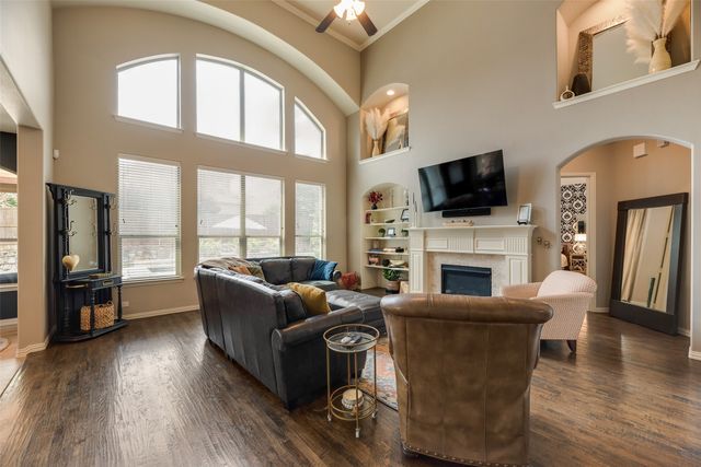 124 Crestbrook Drive, Rockwall, TX 75087